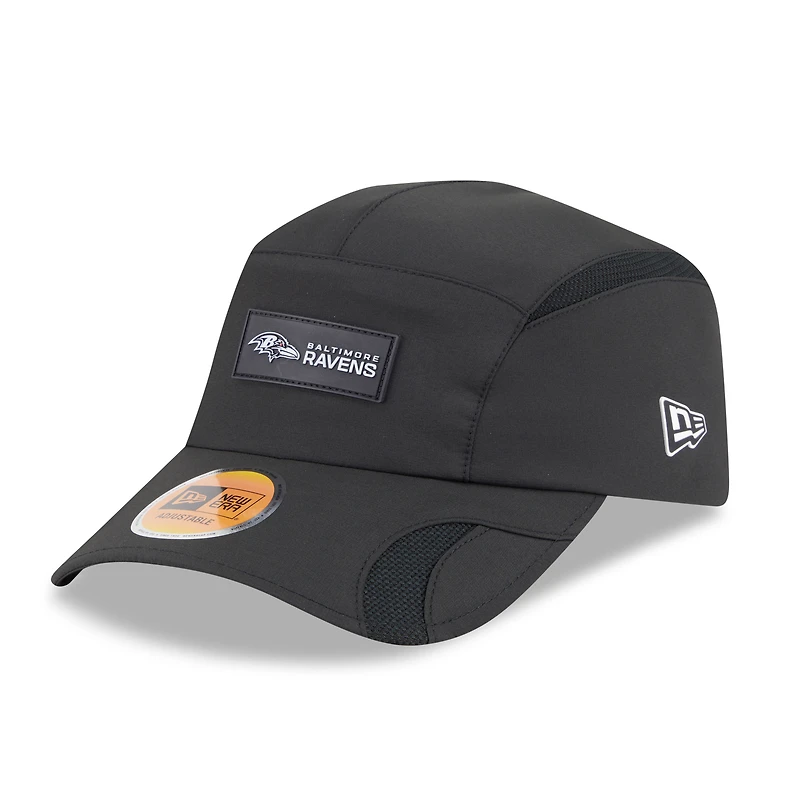 Men's New Era Black Baltimore Ravens 2025 Sideline  Runner Adjustable Hat