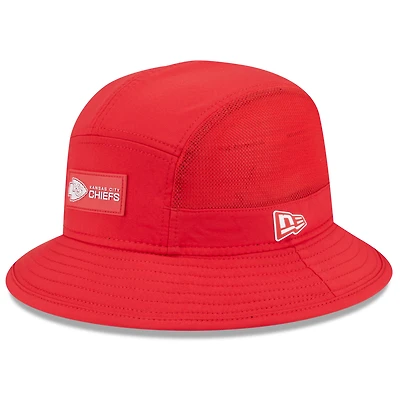 Men's New Era Red Kansas City Chiefs 2025 Sideline  Bucket Hat