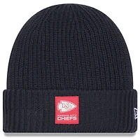 Men's New Era Charcoal Kansas City Chiefs 2025 Sideline Cold Weather Cuffed Knit Hat