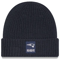 Men's New Era Charcoal New England Patriots 2025 Sideline Cold Weather Cuffed Knit Hat