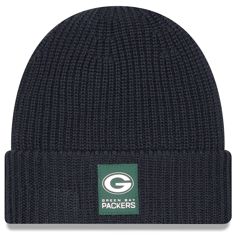 Men's New Era Charcoal Green Bay Packers 2025 Sideline Cold Weather Cuffed Knit Hat