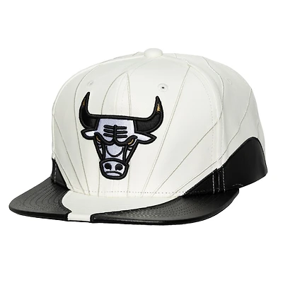 Mitchell & Ness White/ Chicago Bulls Day 12 Two-Tone Faux Leather Snapback Hat