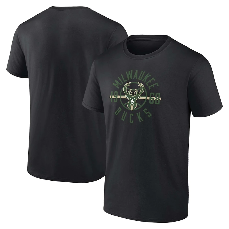Men's Fanatics Black Milwaukee Bucks Team T-Shirt