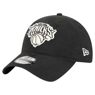 Men's New Era  Black New York Knicks Stamp Fabric Applique 9TWENTY Adjustable Hat