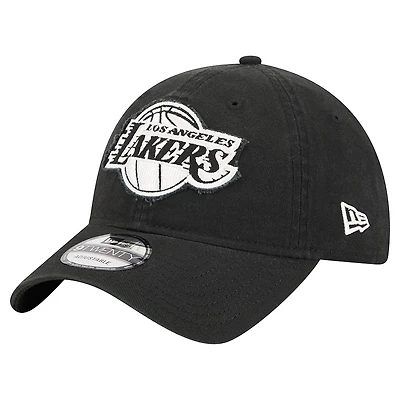 Men's New Era  Black Los Angeles Lakers Stamp Fabric Applique 9TWENTY Adjustable Hat