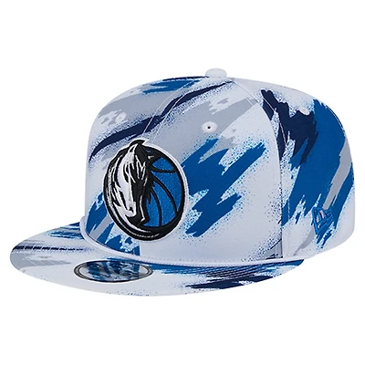 Men's New Era  White Dallas Mavericks Paint 9FIFTY Snapback Hat