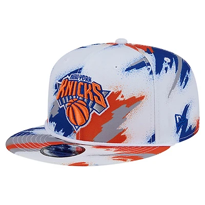 Men's New Era  White New York Knicks Paint 9FIFTY Snapback Hat