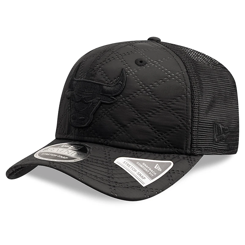 Men's New Era Black Chicago Bulls Quilted Nylon 9SEVENTY Trucker Adjustable Hat