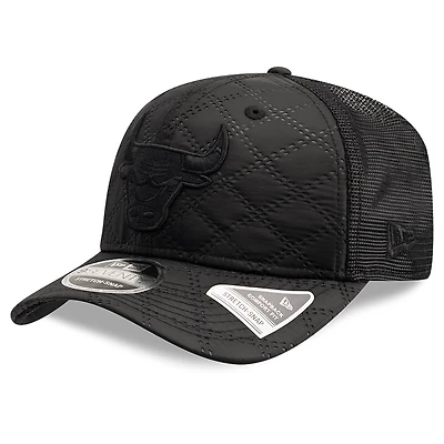 Men's New Era  Black Chicago Bulls Quilted Nylon 9SEVENTY Trucker Adjustable Hat