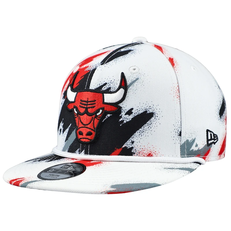Youth New Era  White Chicago Bulls Paint 9FIFTY Snapback Hat