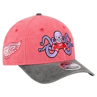 Men's New Era Red/Black Detroit Red Wings Mascot 2-Tone 9FORTY Adjustable Hat