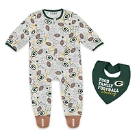 Infant & Newborn WEAR by Erin Andrews Green Bay Packers Sleep and Play Full-Zip Sleeper & Bib Set