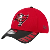 Men's New Era Red Tampa Bay Buccaneers Visor Hit 39THIRTY Flex Hat