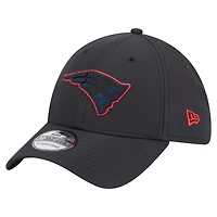 Men's New Era Black England Patriots Night 39THIRTY Flex Hat