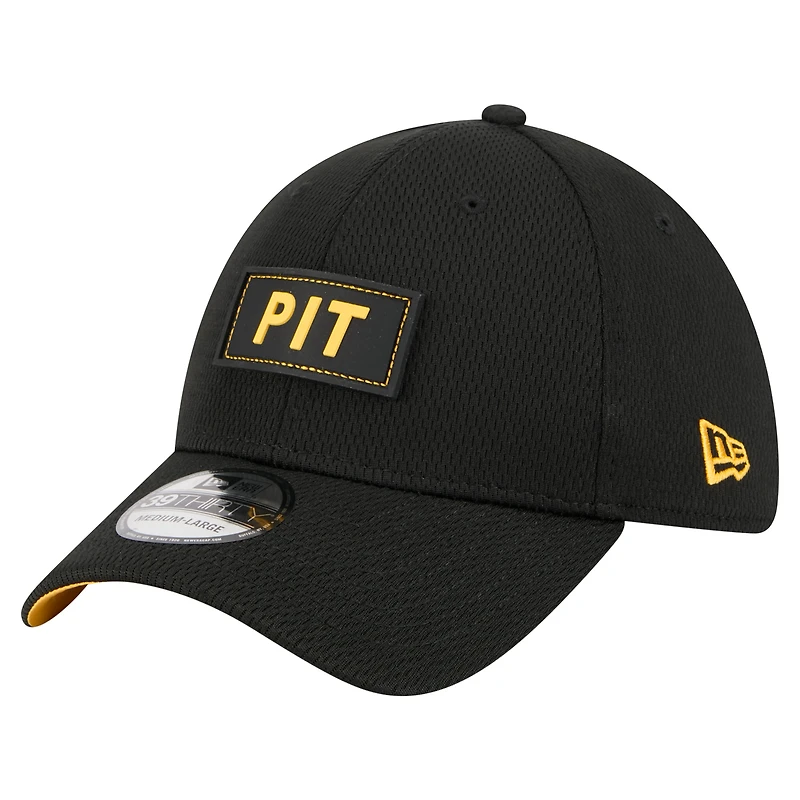 Men's New Era Black Pittsburgh Steelers Scoreboard 39THIRTY Flex Hat