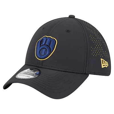 Men's New Era  Black Milwaukee Brewers Night 39THIRTY Flex Hat