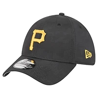 Men's New Era Black Pittsburgh Pirates Tonal Camo 39THIRTY Flex Hat