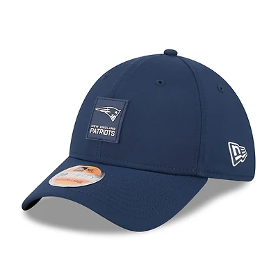 Men's New Era Navy England Patriots 2025 Sideline 39THIRTY Flex Hat