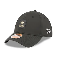 Men's New Era Black Orleans Saints 2025 Sideline 39THIRTY Flex Hat