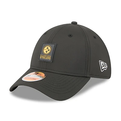 Men's New Era Black Pittsburgh Steelers 2025 Sideline 39THIRTY Flex Hat