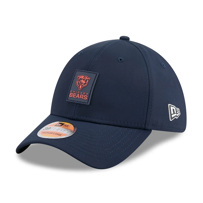 Men's New Era Navy Chicago Bears 2025 Sideline 39THIRTY Flex Hat