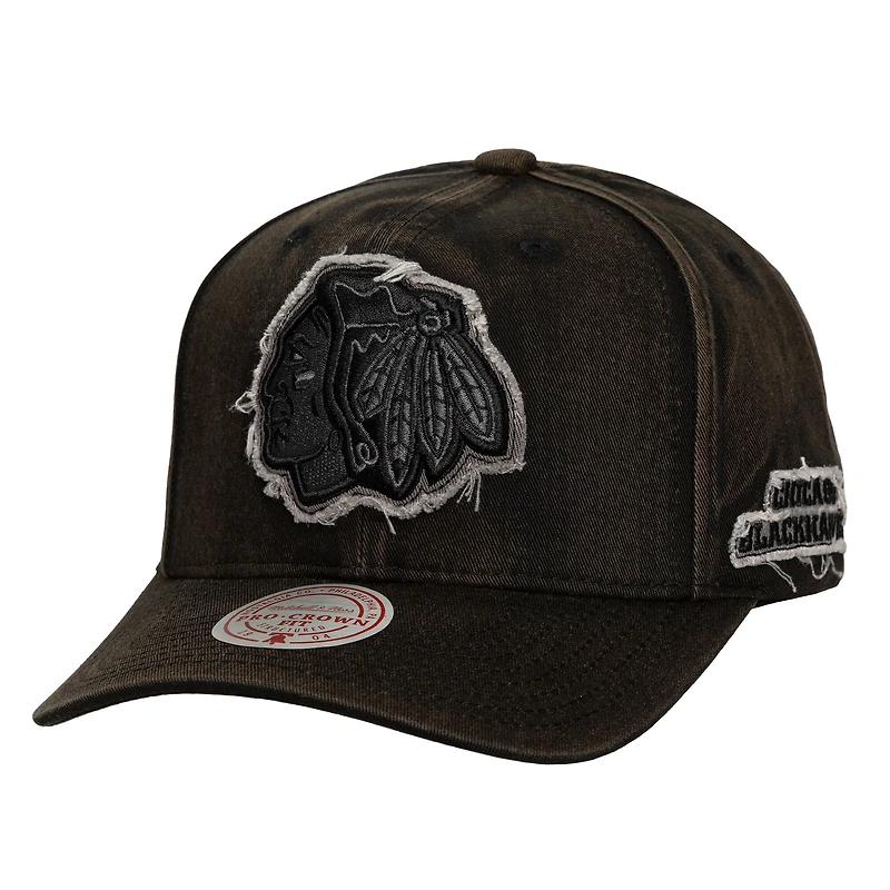 Men's Mitchell & Ness  Black Chicago Blackhawks Downtown Snow Wash Pro-Crown Adjustable Hat