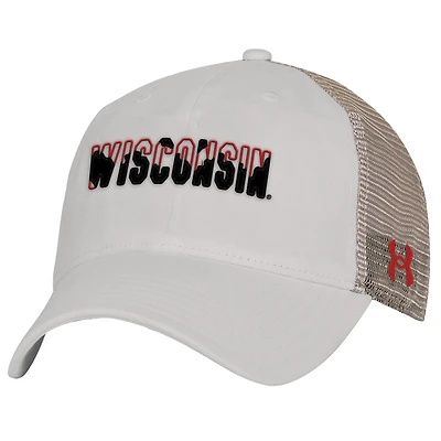 Men's Under Armour  Stone Wisconsin Badgers College Essentials Adjustable Trucker Hat