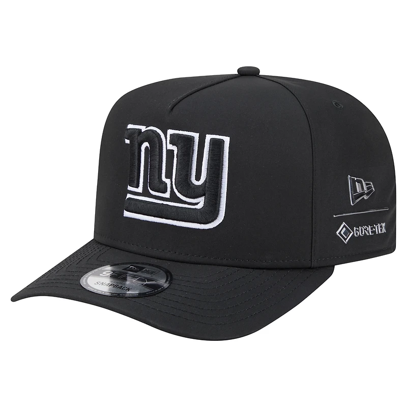 Men's New Era  Black New York Giants Gore-Tex A-Frame 9FIFTY Adjustable Hat