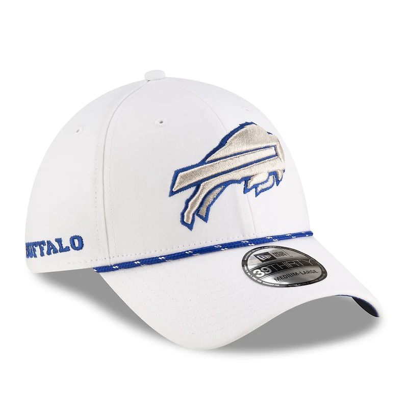 Men's New Era  White Buffalo Bills 2025 Rivalries Collection Sideline 39THIRTY Flex Hat