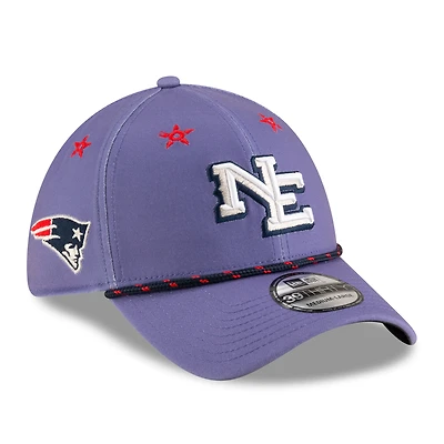 Men's New Era  Storm Blue England Patriots 2025 Rivalries Collection Sideline 39THIRTY Flex Hat