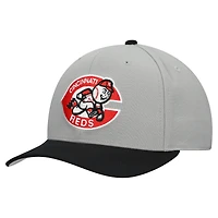 Unisex Mitchell & Ness  Gray Cincinnati Reds Basic Coop Pro Adjustable Hat