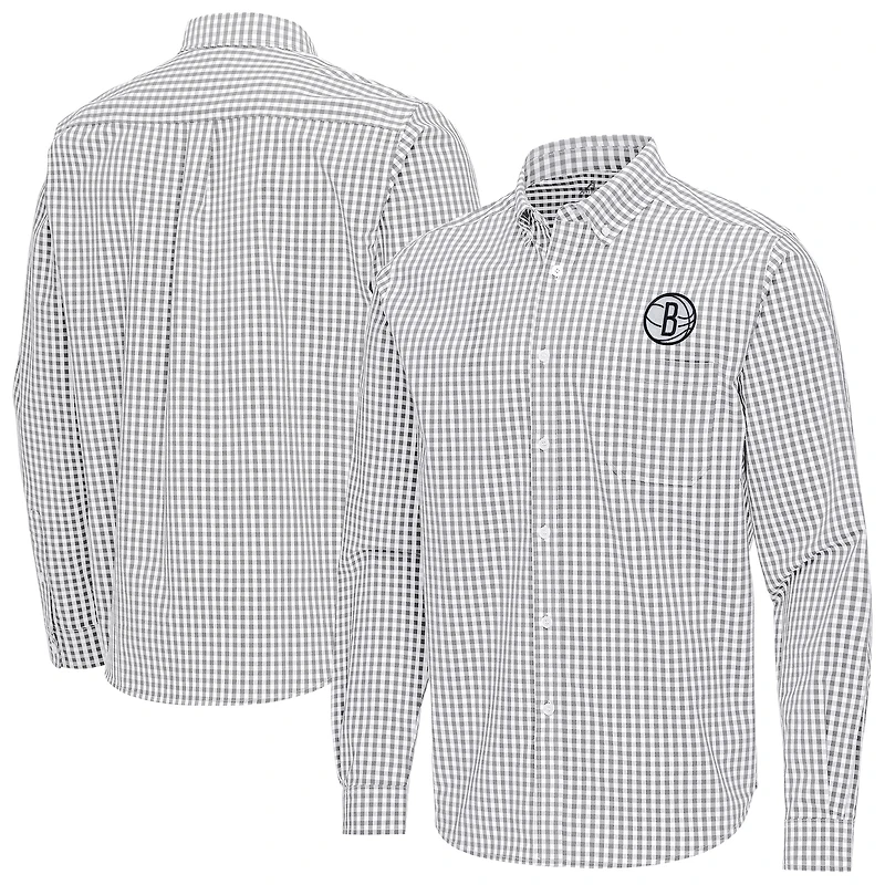 Men's Antigua Gray Brooklyn Nets Ellis Woven Tri-Blend Button-Down Shirt