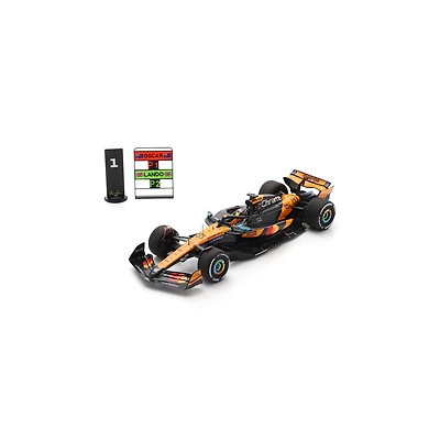 Spark Models Oscar Piastri McLaren F1 Team 2025 Australian Grand Prix #81 1:43 Scale Die-Cast Car
