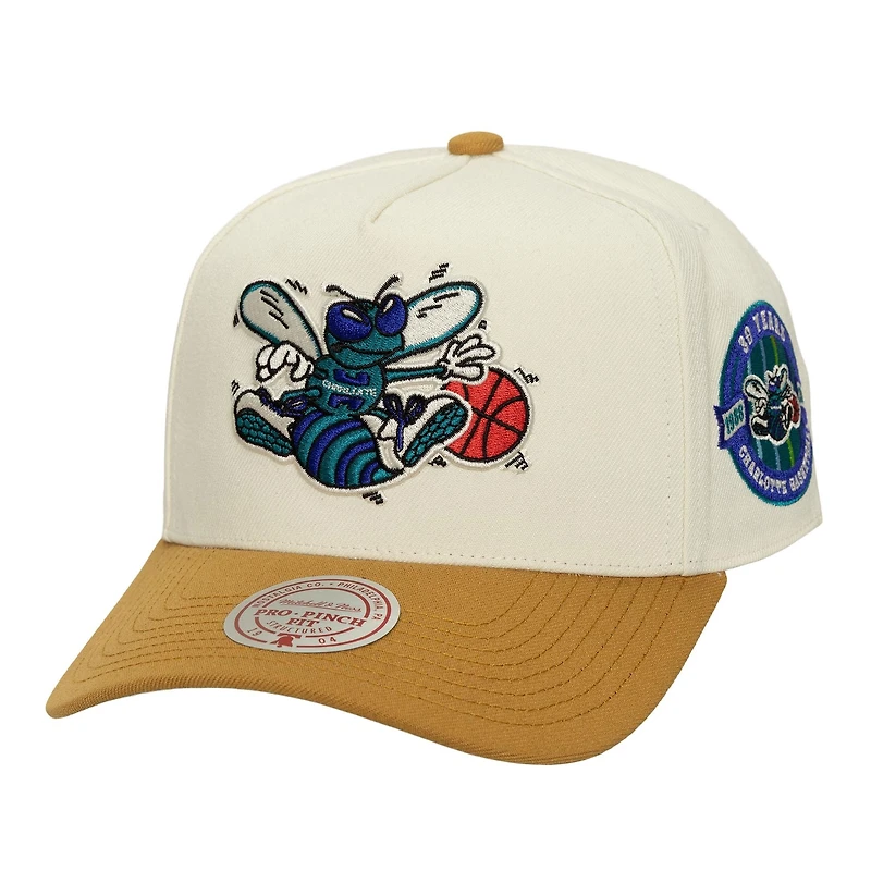 Men's Mitchell & Ness  Cream Charlotte Hornets Ochre Dusted Double Two-Toned Pro Crown Adjustable Hat