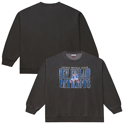 Men's Mitchell & Ness  Black New England Patriots Downtown Crew Vintage Logo Sweatshirt