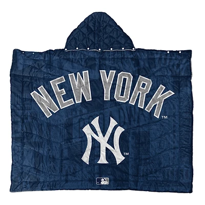 Pegasus New York Yankees 54" x 70" Wearable Hero Cape