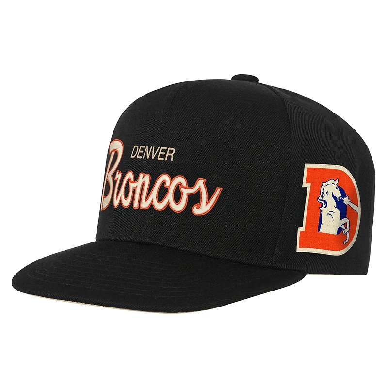 Youth Mitchell & Ness Black Denver Broncos Cream Team Script Snapback Hat