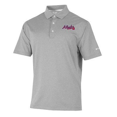 Men's Columbia  Gray Atlanta Braves Sand Tee Polo