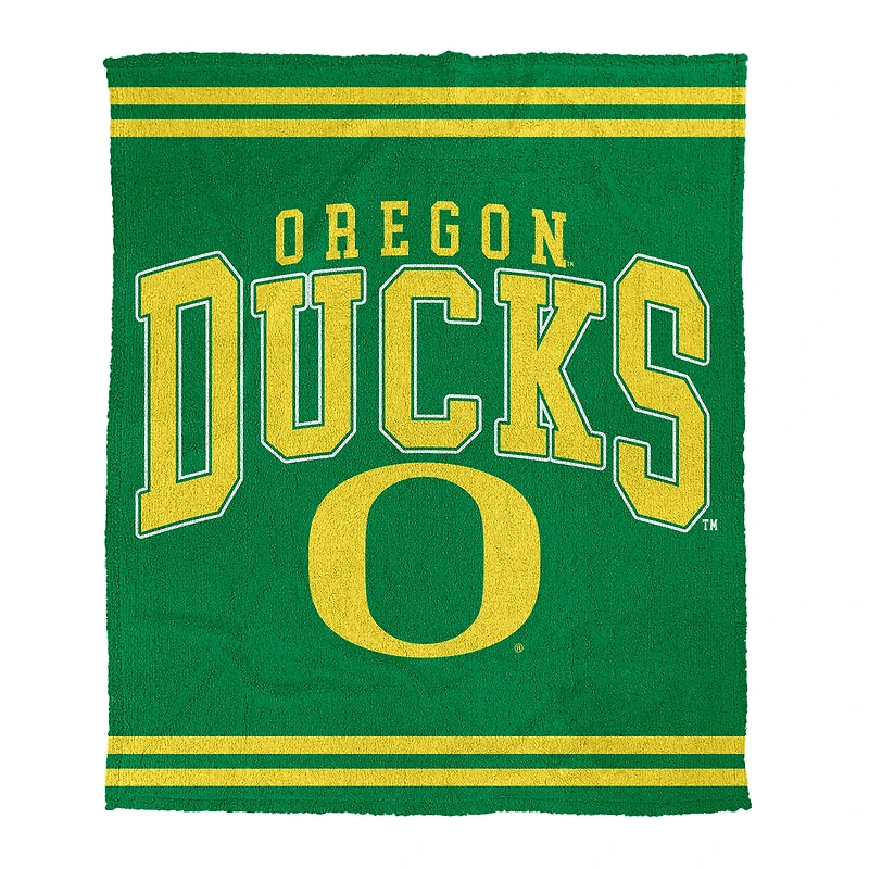 Pegasus Oregon Ducks 60" x 70" Cozy Plush Knit Blanket