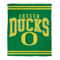 Pegasus Oregon Ducks 60" x 70" Cozy Plush Knit Blanket