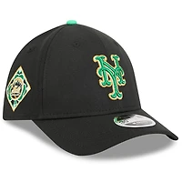 Men's New Era  Black New York Mets 2026 St. Patrick's Day 39THIRTY Flex Hat