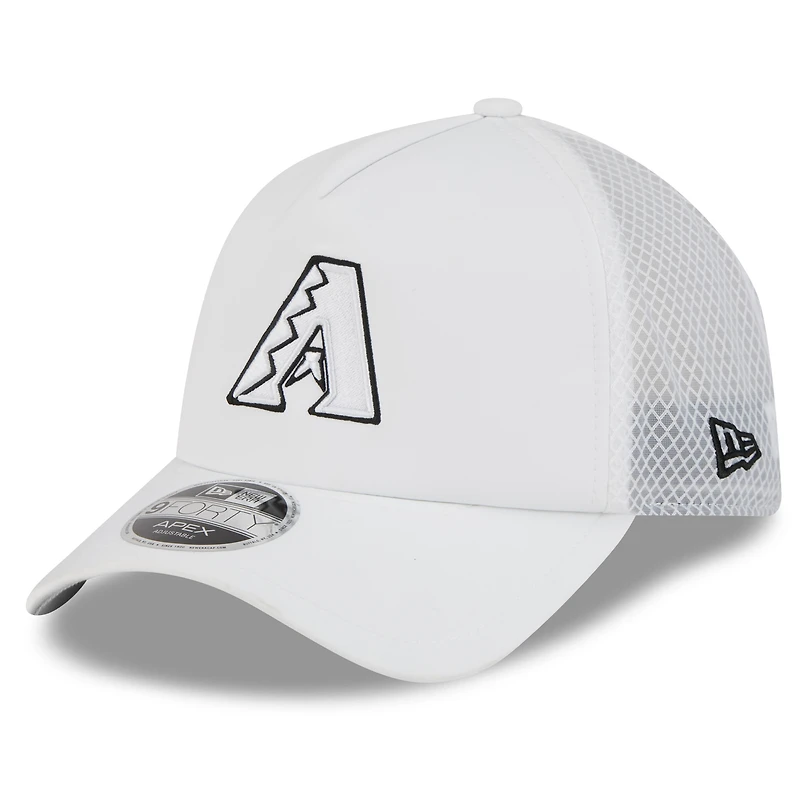 Men's New Era Arizona Diamondbacks 2026 Batting Practice Apex 9FORTY Adjustable Trucker Hat