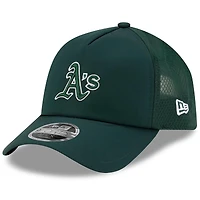 Men's New Era Athletics 2026 Batting Practice Apex 9FORTY Adjustable Trucker Hat