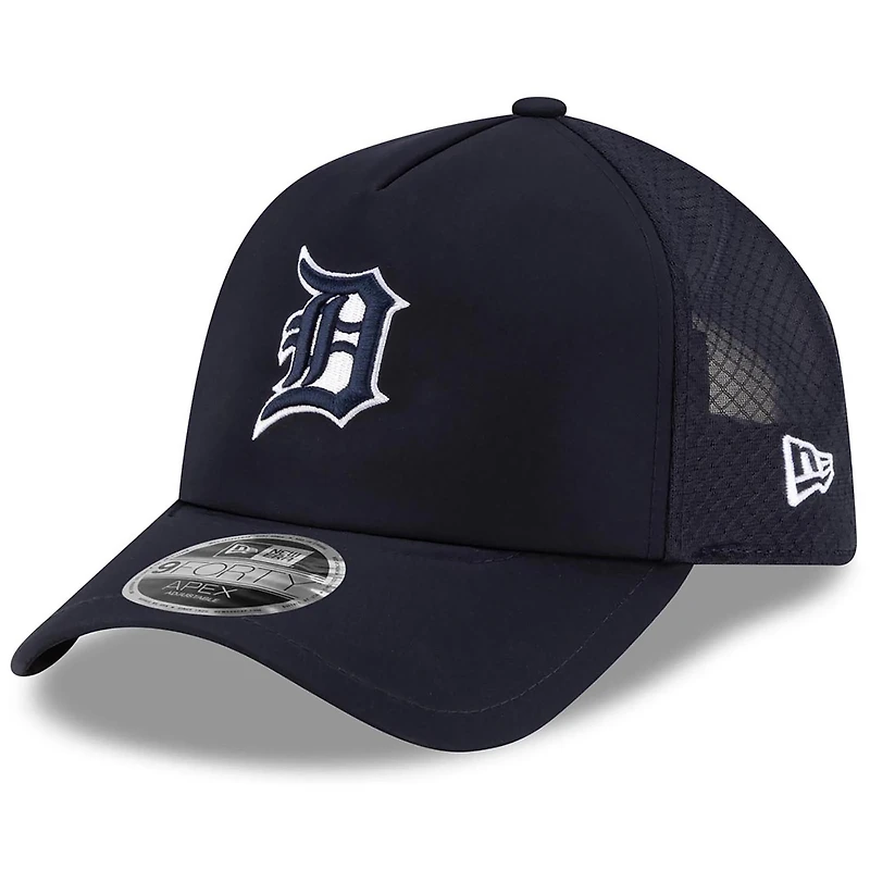 Men's New Era Navy Detroit Tigers 2026 Batting Practice Apex 9FORTY Adjustable Trucker Hat