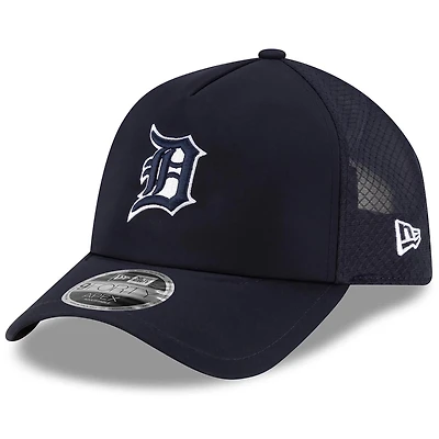 Men's New Era Navy Detroit Tigers 2026 Batting Practice Apex 9FORTY Adjustable Trucker Hat