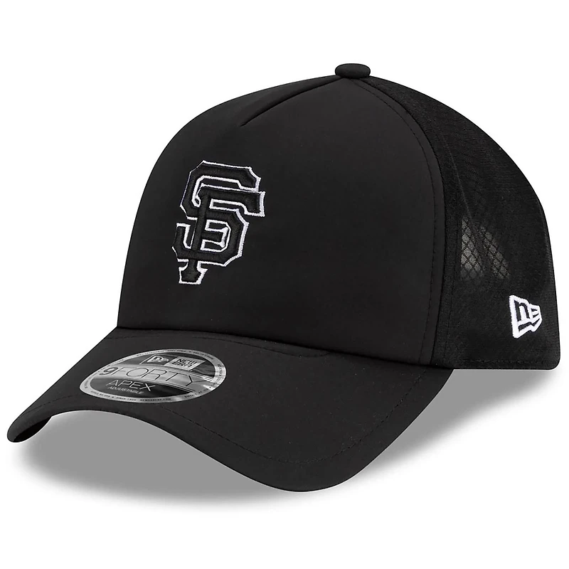 Men's New Era San Francisco Giants 2026 Batting Practice Apex 9FORTY Adjustable Trucker Hat