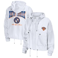 Women's WEAR by Erin Andrews White New York Knicks Cropped Full-Zip Windbreaker Jacket