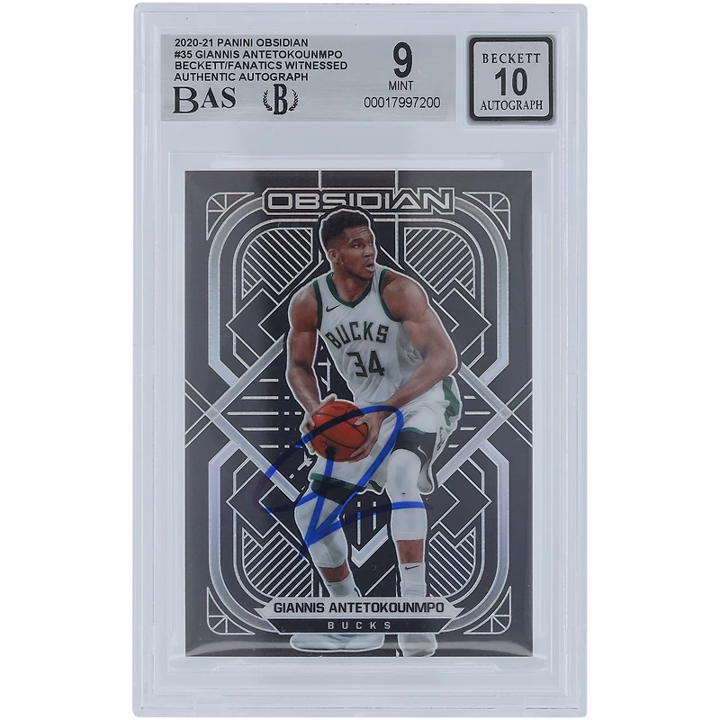 Giannis Antetokounmpo Milwaukee Bucks Autographed 2020-21 Panini Obsidian #35 Beckett Fanatics Witnessed Authenticated 9/10 Card