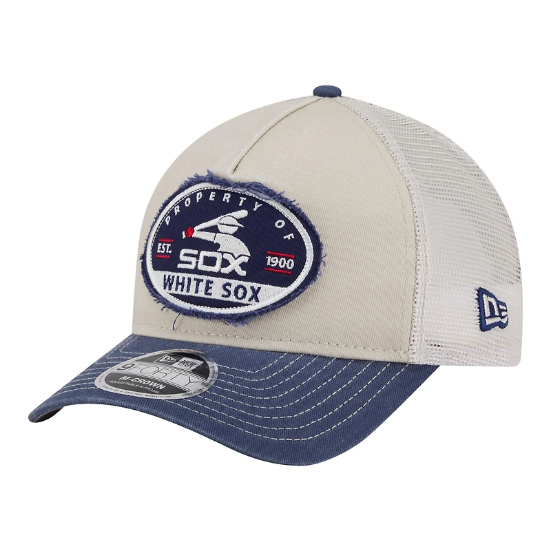 Men's New Era  Light Beige/Navy Chicago White Sox Frayed M-Crown A-Frame 9FORTY Trucker Adjustable Hat