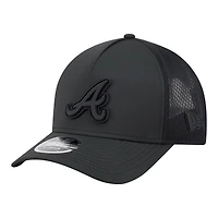 Men's New Era  Black Atlanta Braves Badged M-Crown A-Frame 9FORTY Trucker Adjustable Hat